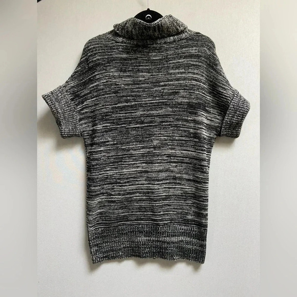 Kenneth  Cole Black/ White Short sleeve cotton knit zipper cardigan Sz S - Picture 2 of 15